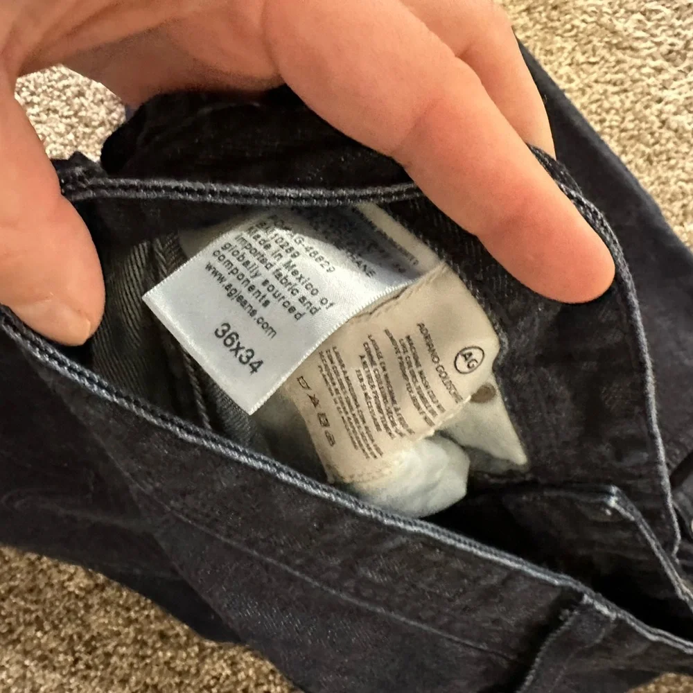 Men's Dark Blue Jeans